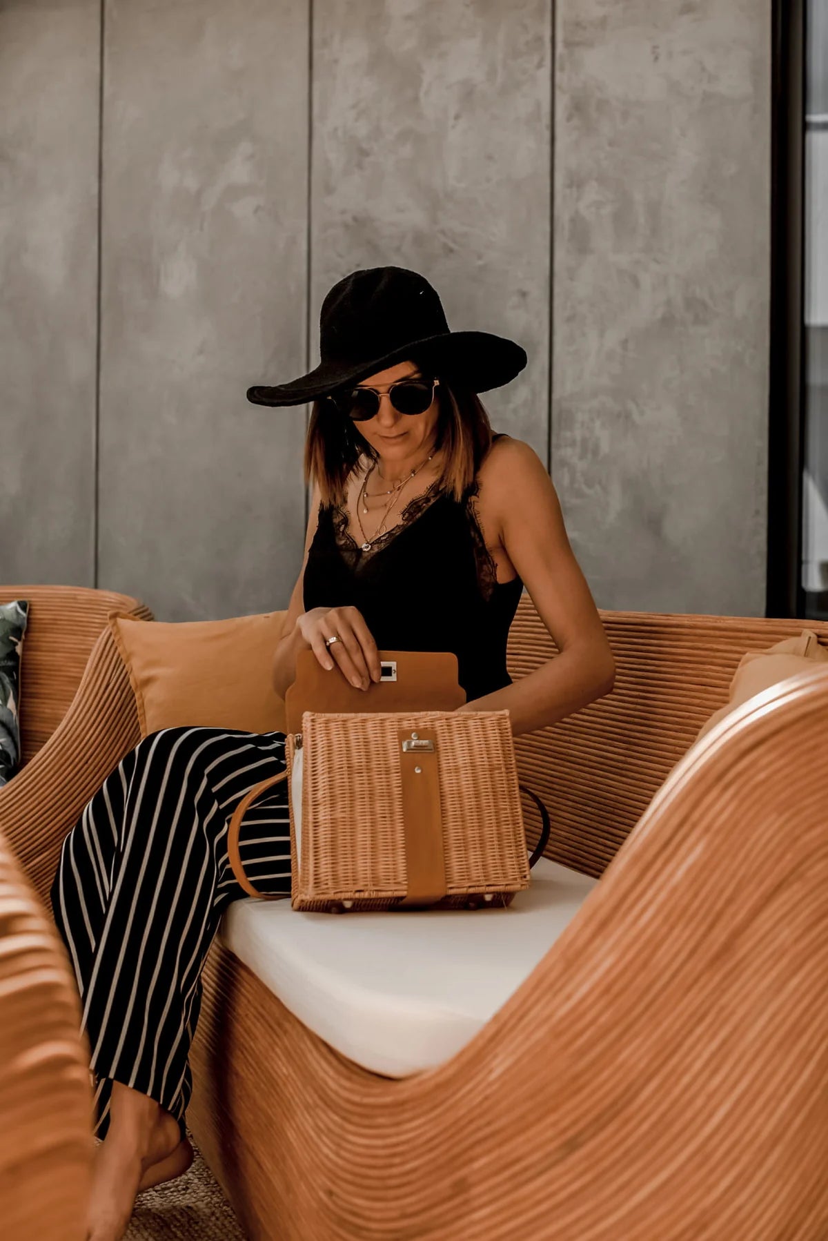 TEGAL RATTAN SET 4 COGNAC ROUND