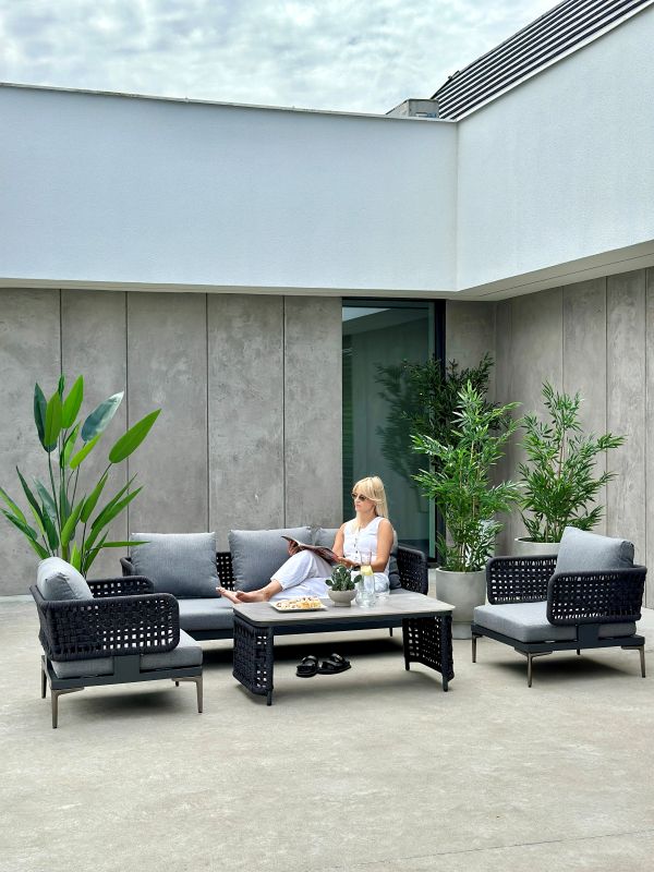 c50ae37da6f842adb87260de8aab39d9