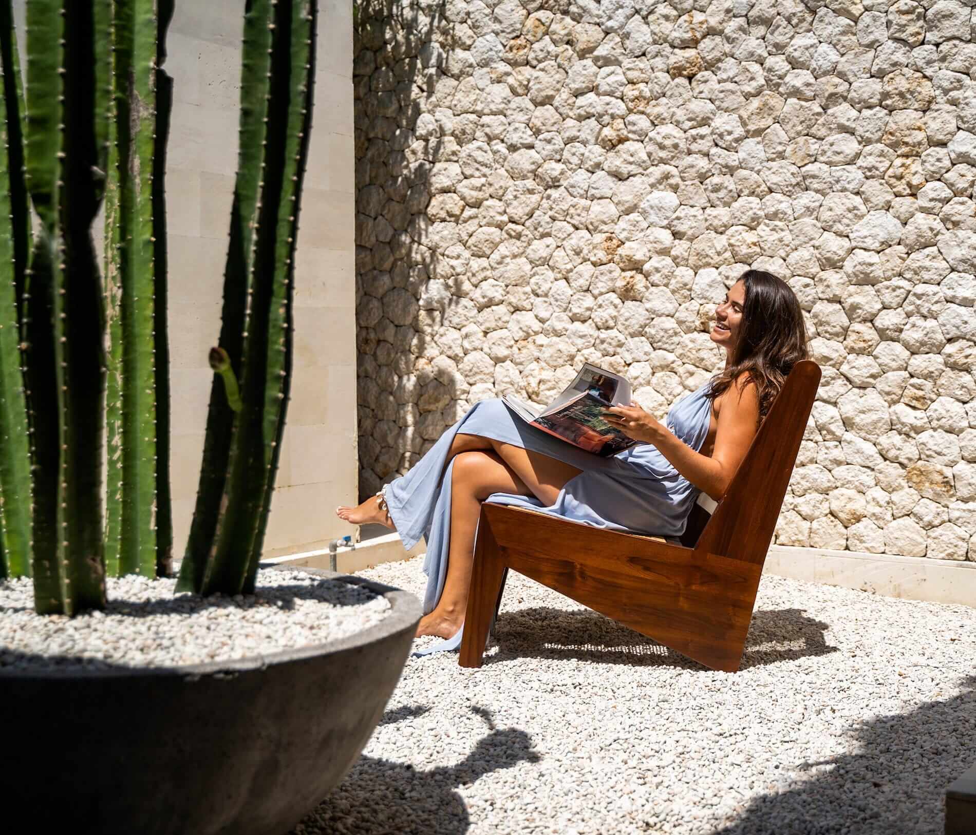 Elisha Teakholz-Stuhl