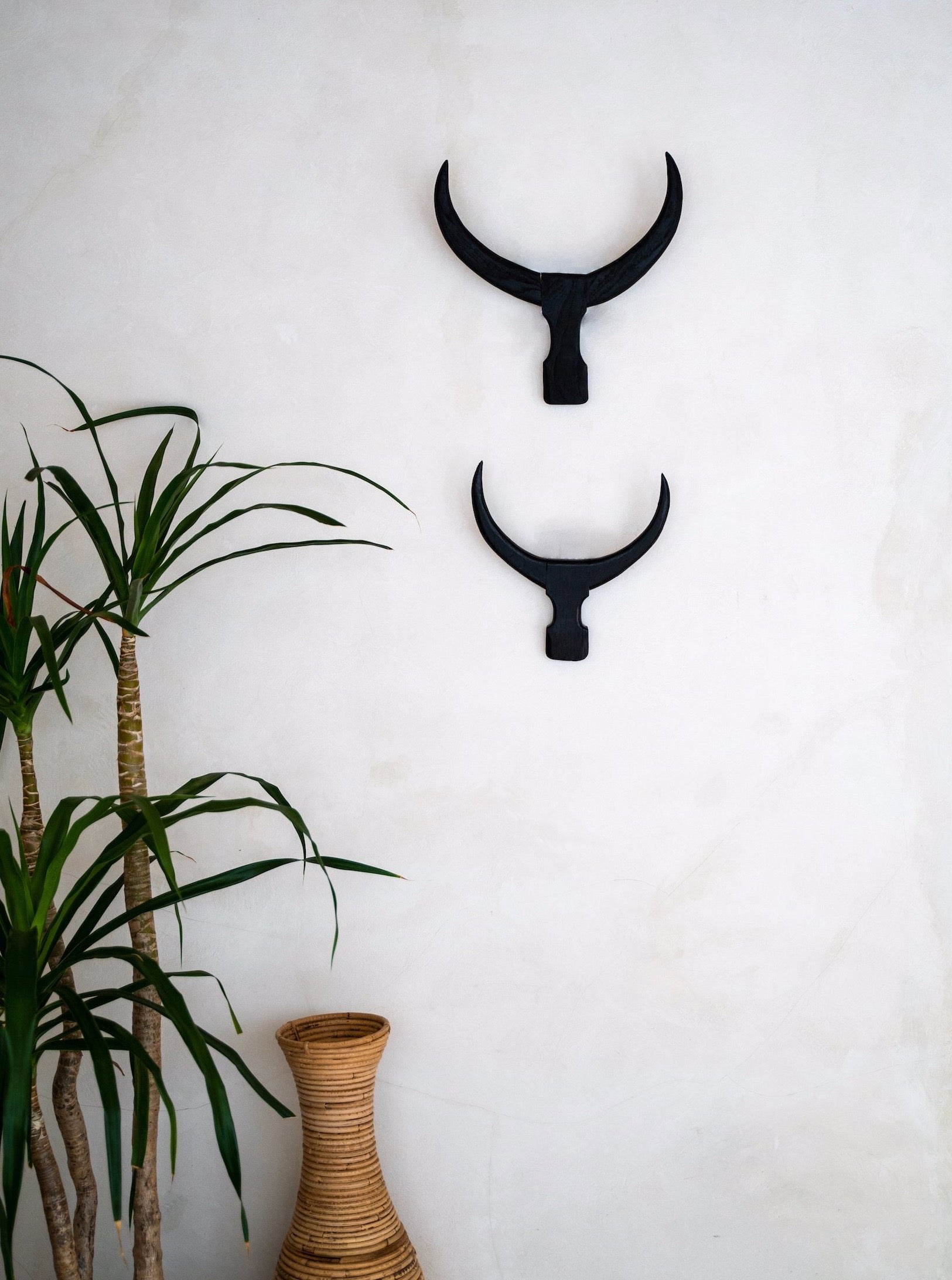 Bull Horns Hang Decor - Boho Style Decor - Monnarita - handmade decor